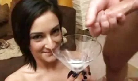 Die blonde Alix kostenlose pornos zum anschauen bekommt ihn mit der asiatischen Marika
