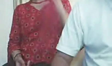 Nettes 18-jähriges jugendlich Mädchen, das auf deutsche pornofilme kostenlos ansehen Webcam spielt